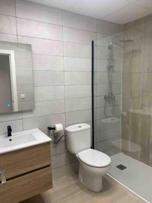 Planta Baja Moderna Y Nueva A Estrenar En El Centro Ciudad 2 Habitaciones Y 2 Banos Эльче Экстерьер фото